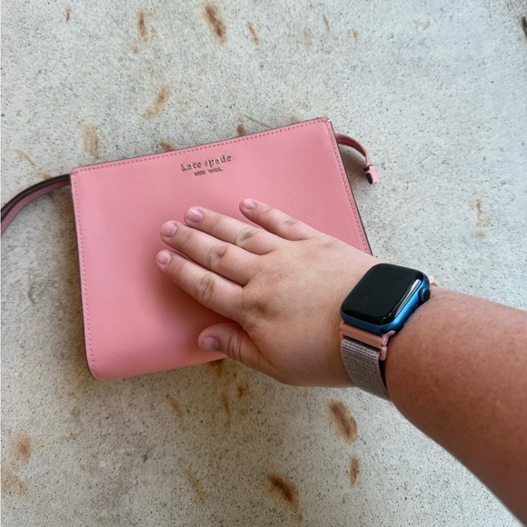 Kate Spade Wristlet - Picture 3 of 11